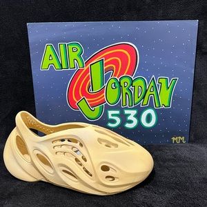 ❌SOLD❌Yeezy Foam Runner ‘Desert Sand’